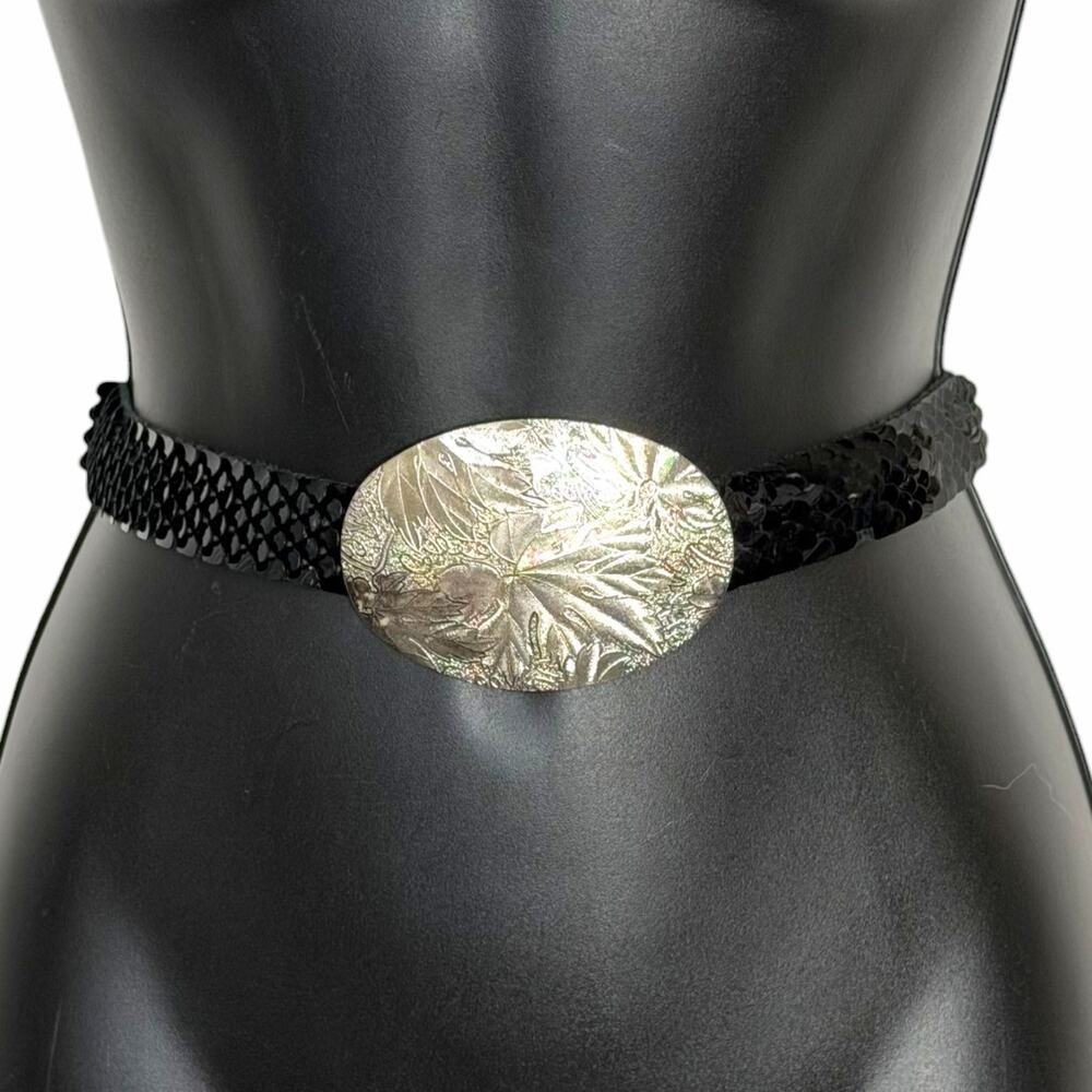VTG 80s 90s Black Fish Scale Elastic Belt Silver Floral Engraved Buckle Size M L